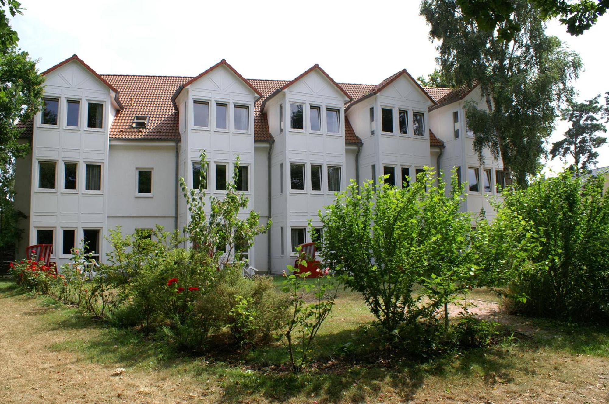 Hotel Strandpavillon Baabe Ngoại thất bức ảnh